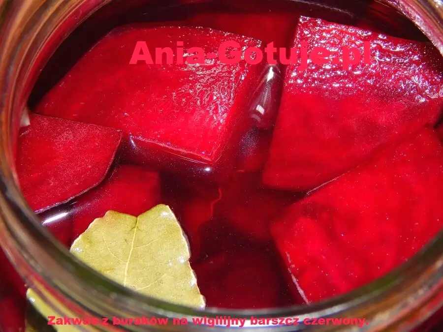 Zakwas z buraków na wigilijny barszcz
