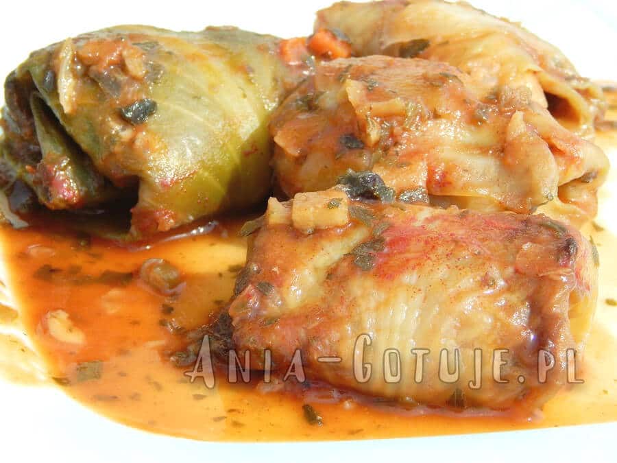 gołąbki z młodej kapusty z piekarnika