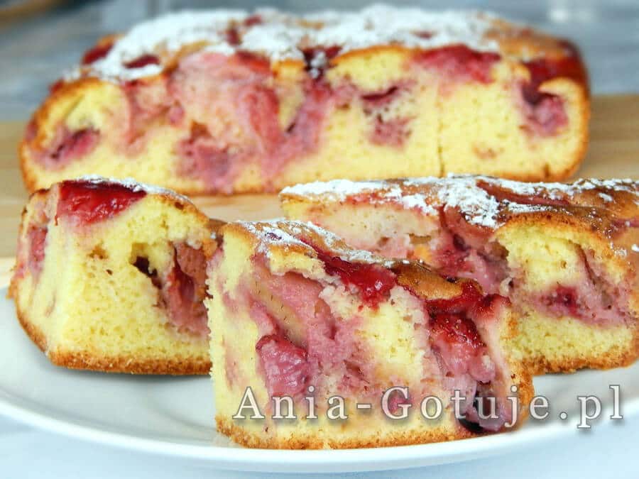szybkie i proste ciasto z truskawkami