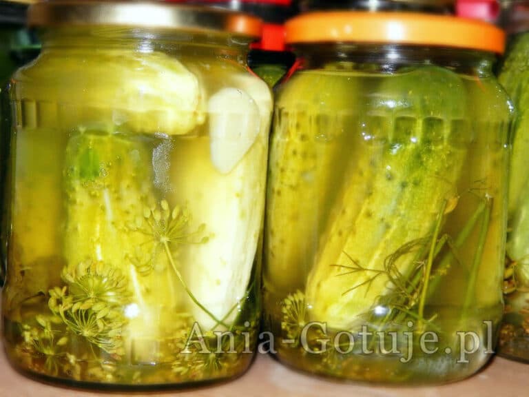 tradycyjne ogórki kiszone