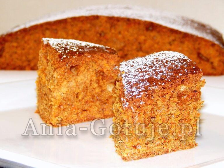 proste ciasto marchewkowe na dużą blachę
