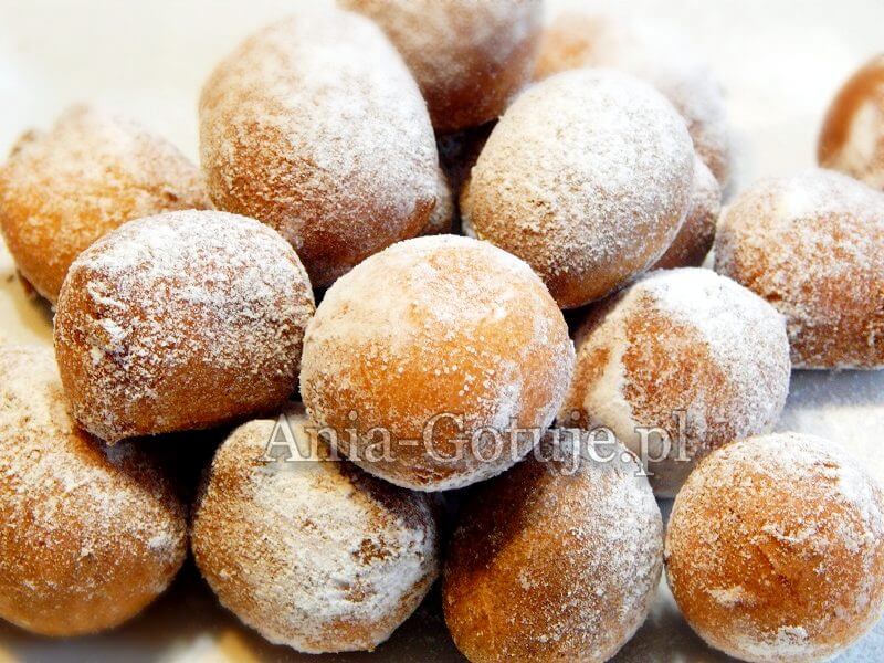 szybkie pączki w 5 minut z serkiem homogenizowanym