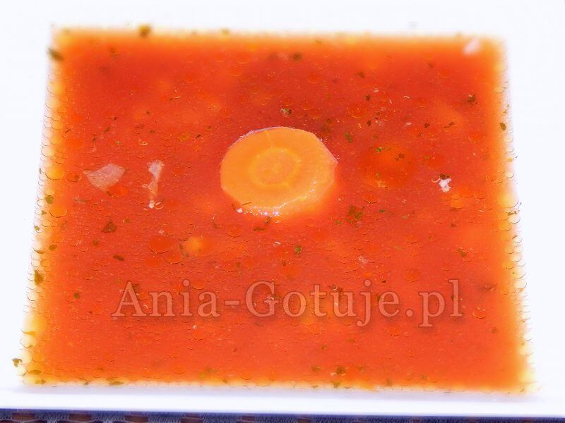 prosta i szybka zupa pomidorowa z przecieru