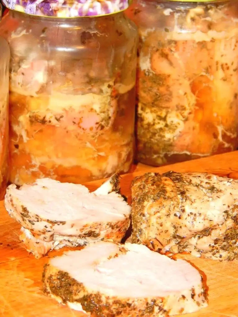 mięso w słoikach i plastry na kanapki