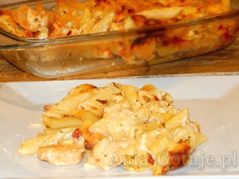 zapiekanka makaronowa z kurczakiem i serem