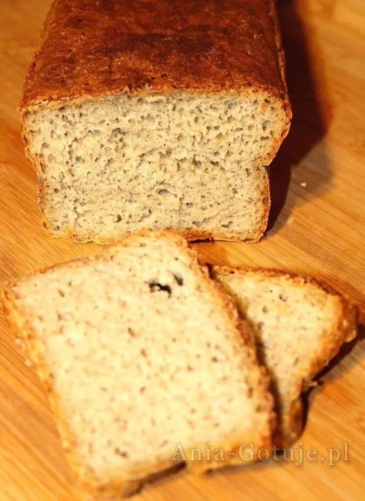 chleb żytni na drożdżach w pionie