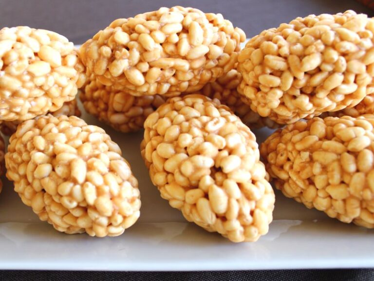 szyszki z ryżu preparowanego i krówek