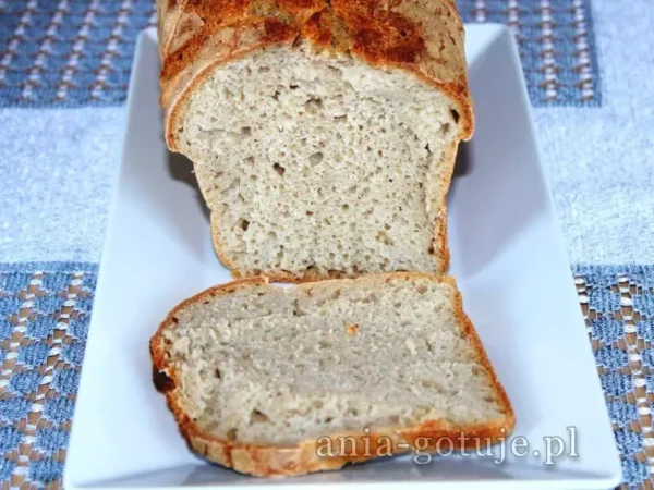 Chleb orkiszowy na zakwasie