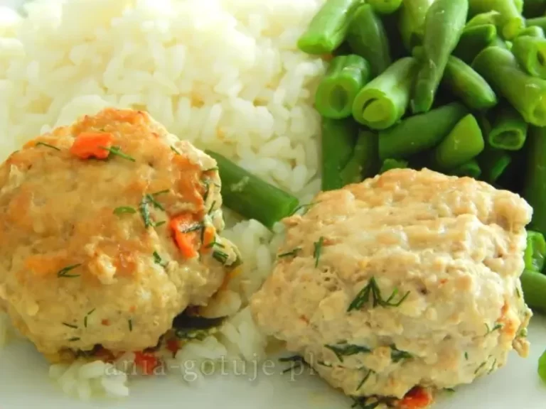 pulpety wieprzowe w sosie własnym z warzywami